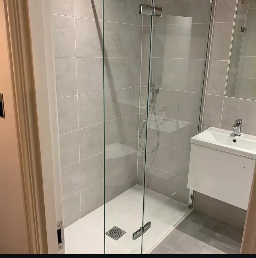 Bathrooms & tiling
